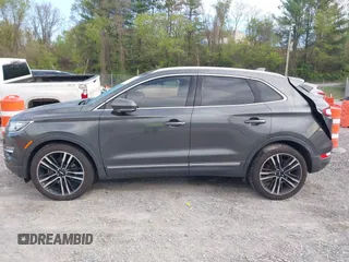 2018 Lincoln MKC Reserve with VIN 5LMTJ3DH6JUL08255, listed as a IAAI auction lot 42095399 with 41,267 mi miles and . Bid and sale history available at DreamBid. Image 14.