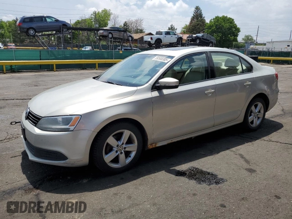 2011 Volkswagen Jetta TDI с VIN 3VWLL7AJ0BM065075, выставлен на аукционе Copart как лот 59588385 с пробегом 185 913 миль миль и Чистый • Clean title. История ставок и продаж доступна на DreamBid. Изображение 1.