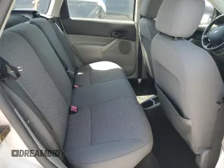 2005 Ford Focus S with VIN 3FAFP37N65R120732, listed as a Copart auction lot 52451995 with 118,612 mi miles and Clean Title. Bid and sale history available at carsss.com. Image 11.