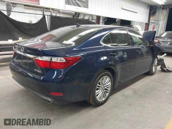2014 Lexus ES 350 with VIN JTHBK1GG8E2124300, listed as a IAAI auction lot 41884250 with 90,985 mi miles. Bid and sale history available at carsss.com. Image 4.