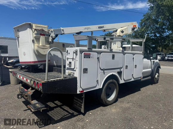 2008 Ford F-450 with VIN 1FDXF46Y58EE56619, listed as a Copart auction lot 65845785 with 275,200 mi miles and Clean title. Bid and sale history available at DreamBid. Image 4.