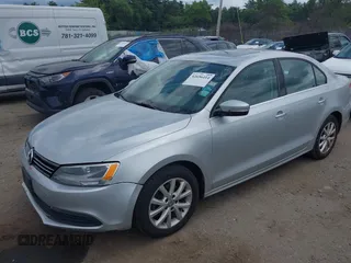 2013 Volkswagen Jetta SE with VIN 3VWDP7AJ6DM360709, listed as a IAAI auction lot 42656414 with 74,322 mi miles and . Bid and sale history available at DreamBid. Image 2.