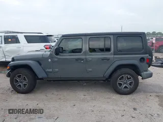 2018 Jeep Wrangler Unlimited Sport S with VIN 1C4HJXDN8JW203134, listed as a IAAI auction lot 42398860 with 103,801 mi miles and . Bid and sale history available at DreamBid. Image 13.