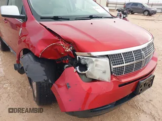 2008 Lincoln MKX with VIN 2LMDU68C98BJ09848, listed as a IAAI auction lot 42183618 with 105,847 mi miles and . Bid and sale history available at DreamBid. Image 17.