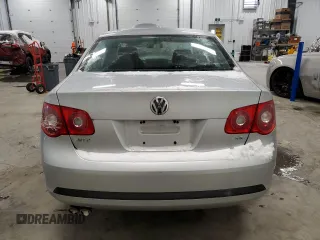 2006 Volkswagen Jetta z VIN 3VWRF31K86M618158, wystawiony jako Copart lot #42728175 z przebiegiem 117 433 mil mil oraz Czysty tytuł • Clean title. Historia ofert i sprzedaży dostępna na DreamBid. Obrazek 6.
