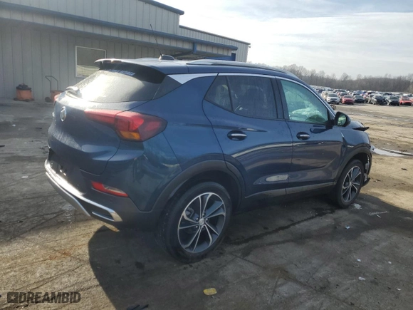 2020 Buick Encore GX Essence with VIN KL4MMGSL9LB118640, listed as a Copart auction lot 86743894 with 21,046 mi miles and Salvage Title. Bid and sale history available at carsss.com. Image 3.