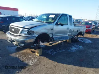 2003 Ford F-150 XL z VIN 1FTRX18W53NA29776, wystawiony jako IAAI lot #41413445 z przebiegiem 231 533 mil mil oraz . Historia ofert i sprzedaży dostępna na DreamBid. Obrazek 21.