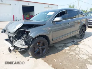 2014 Audi Q7 S line Prestige with VIN WA1DGAFE2ED015034, listed as a IAAI auction lot 42443990 with 51,612 mi miles and . Bid and sale history available at DreamBid. Image 18.