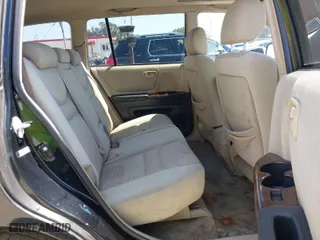 2002 Toyota Highlander with VIN JTEGF21A020031795, listed as a IAAI auction lot 41866834 with 184,789 mi miles. Bid and sale history available at carsss.com. Image 8.