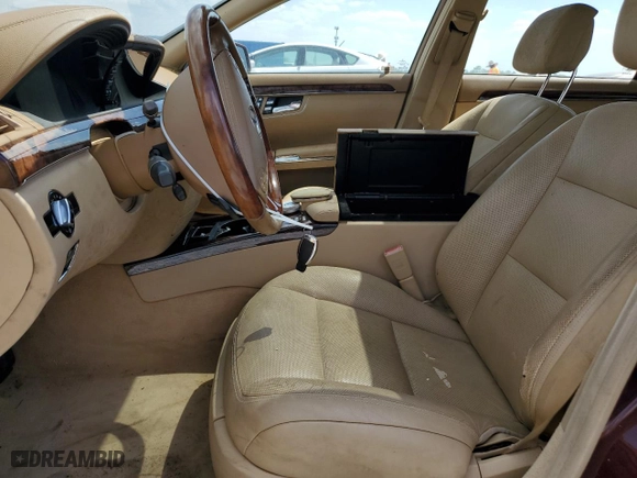 2012 Mercedes-Benz S-Class S 550 with VIN WDDNG7DB9CA439191, listed as a Copart auction lot 53827915 with 0 mi miles and Clean Title. Bid and sale history available at carsss.com. Image 7.
