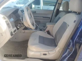 2008 Ford Escape XLT z VIN 1FMCU93108KA72659, wystawiony jako Copart lot #53338955 z przebiegiem 230 685 mil mil oraz Szkoda całkowita • Salvage title. Historia ofert i sprzedaży dostępna na DreamBid. Obrazek 7.