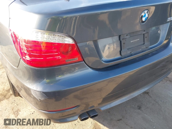 2009 BMW 5 Series 528i with VIN WBANU53519C118596, listed as a IAAI auction lot 41482725 with 130,975 mi miles and . Bid and sale history available at carsss.com. Image 12.