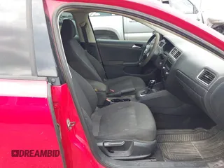 2012 Volkswagen Jetta S с VIN 3VW2K7AJXCM412248, выставлен на аукционе IAAI как лот 42162886 с пробегом 200 699 миль миль и . История ставок и продаж доступна на DreamBid. Изображение 5.