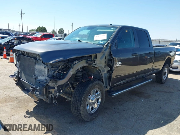 2018 Ram 2500 Tradesman z VIN 3C6UR5HL8JG283609, wystawiony jako IAAI lot #42491762 z przebiegiem 139 492 mil mil oraz . Historia ofert i sprzedaży dostępna na DreamBid. Obrazek 19.