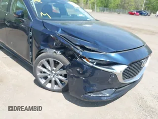 2024 Mazda 3 S Preferred with VIN 3MZBPACM7RM415218, listed as a IAAI auction lot 42140709 with 33,725 mi miles and . Bid and sale history available at carsss.com. Image 6.