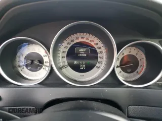 2014 Mercedes-Benz C 250 Sport z VIN WDDGF4HB7EG248082, wystawiony jako Copart lot #47351935 z przebiegiem 147 055 mil mil oraz Szkoda całkowita • Salvage title. Historia ofert i sprzedaży dostępna na DreamBid. Obrazek 9.