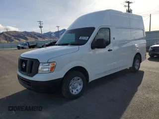 2019 Nissan NV Cargo S z VIN 1N6BF0LY1KN810748, wystawiony jako Copart lot #85547234 z przebiegiem 108 483 mil mil oraz Szkody całkowita. Historia ofert i sprzedaży dostępna na DreamBid. Obrazek 1.