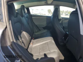 2025 Tesla Model 3 Long Range with VIN 5YJ3E1EA8SF896333, listed as a Copart auction lot 61876445 with 5,690 mi miles and Salvage title. Bid and sale history available at DreamBid. Image 10.