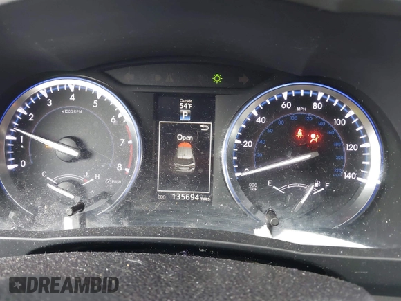 2015 Toyota Highlander XLE z VIN 5TDJKRFH5FS080160, wystawiony jako IAAI lot #42037799 z przebiegiem 135 694 mil mil oraz . Historia ofert i sprzedaży dostępna na DreamBid. Obrazek 7.