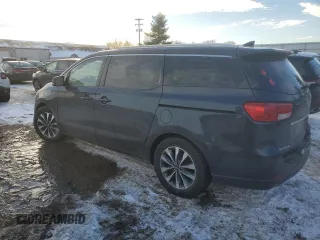 2015 Kia Sedona SX with VIN KNDMC5C15F6037710, listed as a Copart auction lot 89077365 with 165,143 mi miles and Clean Title. Bid and sale history available at carsss.com. Image 2.