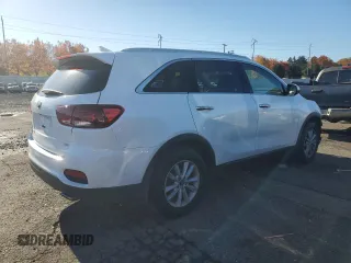 2019 Kia Sorento LX V6 with VIN 5XYPG4A52KG464285, listed as a Copart auction lot 79260864 with 76,837 mi miles and Salvage Title. Bid and sale history available at carsss.com. Image 3.