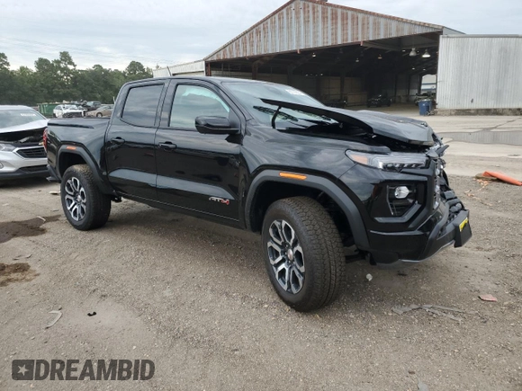 2024 GMC Canyon 4WD AT4 with VIN 1GTP6DEK3R1219220, listed as a Copart auction lot 68636524 with 401 mi miles and Salvage Title. Bid and sale history available at carsss.com. Image 4.