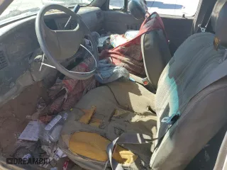 1990 Toyota 2WD Pickups DX with VIN JT4RN93P1L5010999, listed as a Copart auction lot 73386934 with 321,820 mi miles and Salvage Title. Bid and sale history available at carsss.com. Image 7.