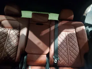 2023 Audi SQ8 Premium Plus z VIN WA1AWBF17PD037591, wystawiony jako Copart lot #88978985 z przebiegiem 28 424 mil mil oraz Szkoda całkowita • Salvage title. Historia ofert i sprzedaży dostępna na DreamBid. Obrazek 10.