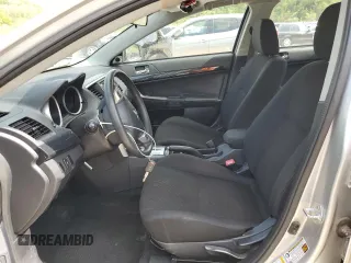 2017 Mitsubishi Lancer ES z VIN JA32U2FU7HU002964, wystawiony jako Copart lot #54686735 z przebiegiem 78 094 mil mil oraz Szkoda całkowita • Salvage title. Historia ofert i sprzedaży dostępna na DreamBid. Obrazek 7.