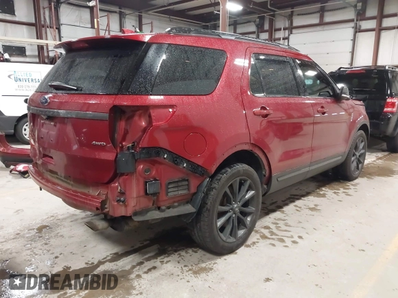 2017 Ford Explorer XLT with VIN 1FM5K8D82HGC15652, listed as a IAAI auction lot 42307868 with 182,322 mi miles and . Bid and sale history available at DreamBid. Image 4.