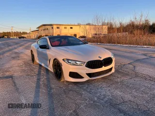 2019 BMW 8 Series M850i xDrive with VIN WBABC4C59KBU95625, listed as a Copart auction lot 43650255 with 64,452 mi miles and Clean Title. Bid and sale history available at DreamBid. Image 4.