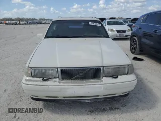 1998 Volvo V90 с VIN YV1KW9602W1045893, выставлен на аукционе Copart как лот 77673814 с пробегом 199 932 миль миль и Списание • Salvage title. История ставок и продаж доступна на DreamBid. Изображение 5.