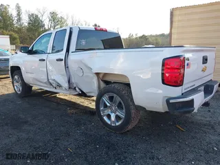 2018 Chevrolet Silverado 1500 Custom with VIN 1GCRCPEC0JZ358528, listed as a IAAI auction lot 41441578 with 113,078 mi miles. Bid and sale history available at carsss.com. Image 3.