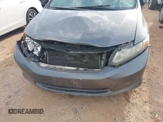 2012 Honda Civic LX z VIN 2HGFB2F59CH316498, wystawiony jako IAAI lot #42179887 z przebiegiem 218 009 mil mil oraz . Historia ofert i sprzedaży dostępna na DreamBid. Obrazek 6.