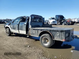 2015 Ram 3500 Laramie with VIN 3C63RRJL8FG542149, listed as a Copart auction lot 45913685 with 204,500 mi miles and Salvage Title. Bid and sale history available at carsss.com. Image 2.