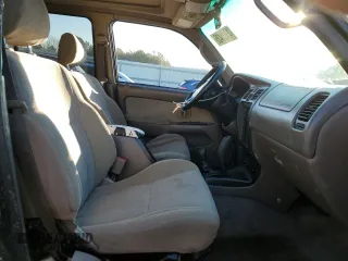 2000 Toyota 4Runner SR5 z VIN JT3HN86R9Y0312830, wystawiony jako Copart lot #46135435 z przebiegiem 259 561 mil mil oraz Szkoda całkowita • Salvage title. Historia ofert i sprzedaży dostępna na DreamBid. Obrazek 7.