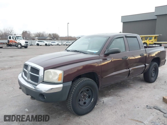 2005 Dodge Dakota SLT with VIN 1D7HW48N95S298672, listed as a IAAI auction lot 41765025 with 291,447 mi miles. Bid and sale history available at carsss.com. Image 2.