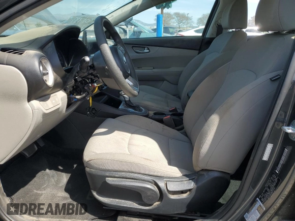 2021 Kia Forte FE with VIN 3KPF24AD2ME273192, listed as a Copart auction lot 51050335 with 28,674 mi miles and Clean Title. Bid and sale history available at carsss.com. Image 7.