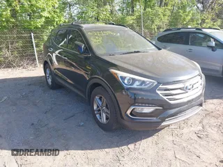 2017 Hyundai Santa Fe 2.4L z VIN 5NMZU3LB2HH037704, wystawiony jako IAAI lot #42113964 z przebiegiem 125 488 mil mil oraz . Historia ofert i sprzedaży dostępna na DreamBid. Obrazek 1.