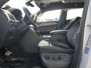 2021 Volkswagen Atlas SE with VIN 1V2JE2CA4MC229791, listed as a Copart auction lot 48929455 with 76,407 mi miles and Salvage title. Bid and sale history available at DreamBid. Image 7.