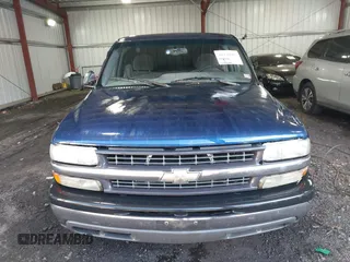 2002 Chevrolet Silverado 1500 LS with VIN 2GCEC19V621280774, listed as a IAAI auction lot 40976003 with 354,600 mi miles and . Bid and sale history available at DreamBid. Image 12.