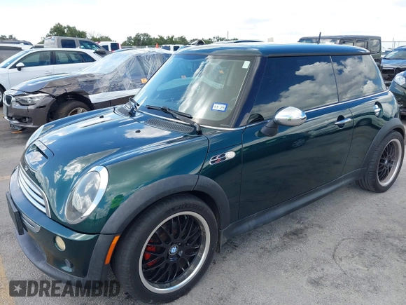 2005 MINI Hardtop S with VIN WMWRE33465TD95560, listed as a IAAI auction lot 42609791 with 133,997 mi miles and . Bid and sale history available at DreamBid. Image 2.