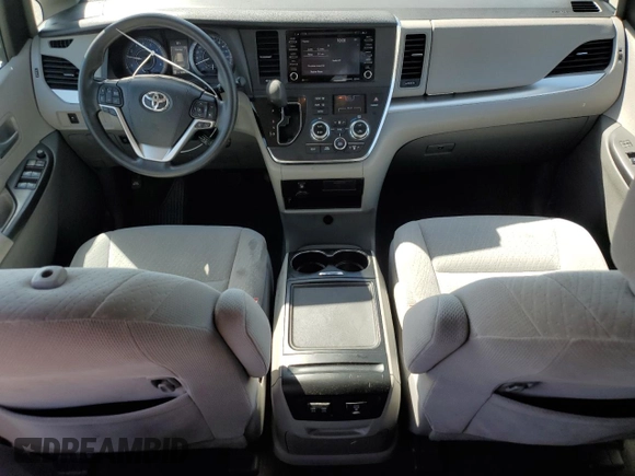 2018 Toyota Sienna LE Auto Access Seat with VIN 5TDKZ3DCXJS916445, listed as a Copart auction lot 62831275 with 104,859 mi miles and Salvage title. Bid and sale history available at DreamBid. Image 8.