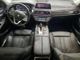 2021 BMW 7 Series 740i with VIN WBA7T2C09MCF07657, listed as a Copart auction lot 44993824 with 47,837 mi miles and Non repairable. Bid and sale history available at DreamBid. Image 8.