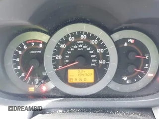 2011 Toyota RAV4 Ltd with VIN JTMDK4DV5B5101596, listed as a IAAI auction lot 41992965 with 194,302 mi miles. Bid and sale history available at carsss.com. Image 7.