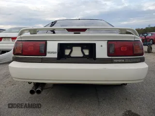 1988 Toyota Supra z VIN JT2MA71J0J0088041, wystawiony jako Copart lot #84402804 z przebiegiem 195 921 mil mil oraz Czysty tytuł • Clean title. Historia ofert i sprzedaży dostępna na DreamBid. Obrazek 6.