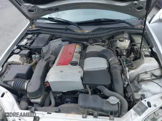 2001 Mercedes-Benz SLK-Class Kompressor with VIN WDBKK49F11F188798, listed as a IAAI auction lot 42020329 with 67,048 mi miles. Bid and sale history available at carsss.com. Image 10.