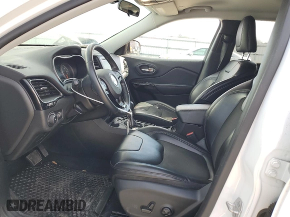 2019 Jeep Cherokee Latitude Plus with VIN 1C4PJMLB5KD294586, listed as a Copart auction lot 46509555 with 55,779 mi miles and Salvage title. Bid and sale history available at DreamBid. Image 7.