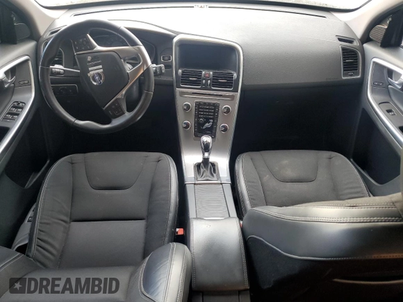 2017 Volvo XC60 with VIN YV440MDJ9H2084070, listed as a Copart auction lot 85283384 with 134,776 mi miles and Clean title. Bid and sale history available at DreamBid. Image 8.