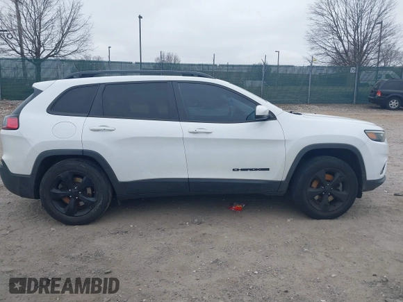 2019 Jeep Cherokee Latitude Plus with VIN 1C4PJMLB8KD292170, listed as a IAAI auction lot 41800952 with 67,277 mi miles and . Bid and sale history available at DreamBid. Image 13.